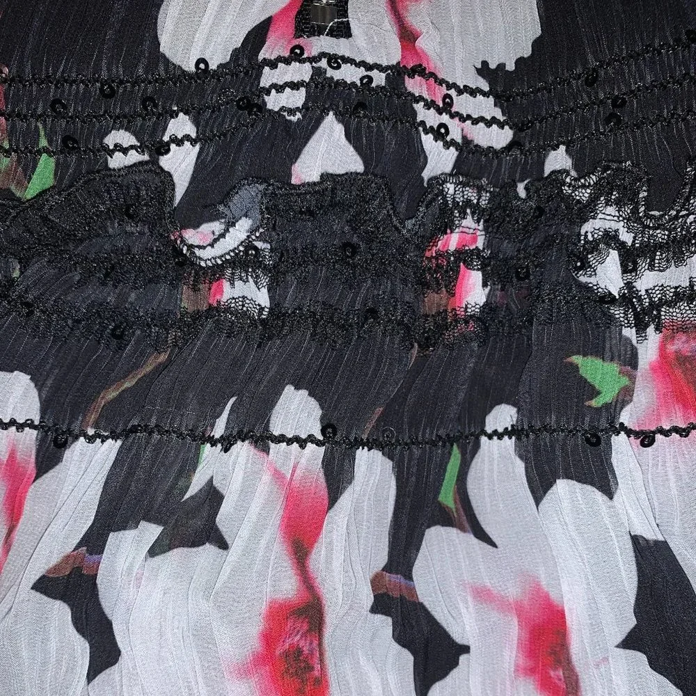 ZOE LTD Sydney Smocked Floral Chiffon Dress - Picture 4 of 12
